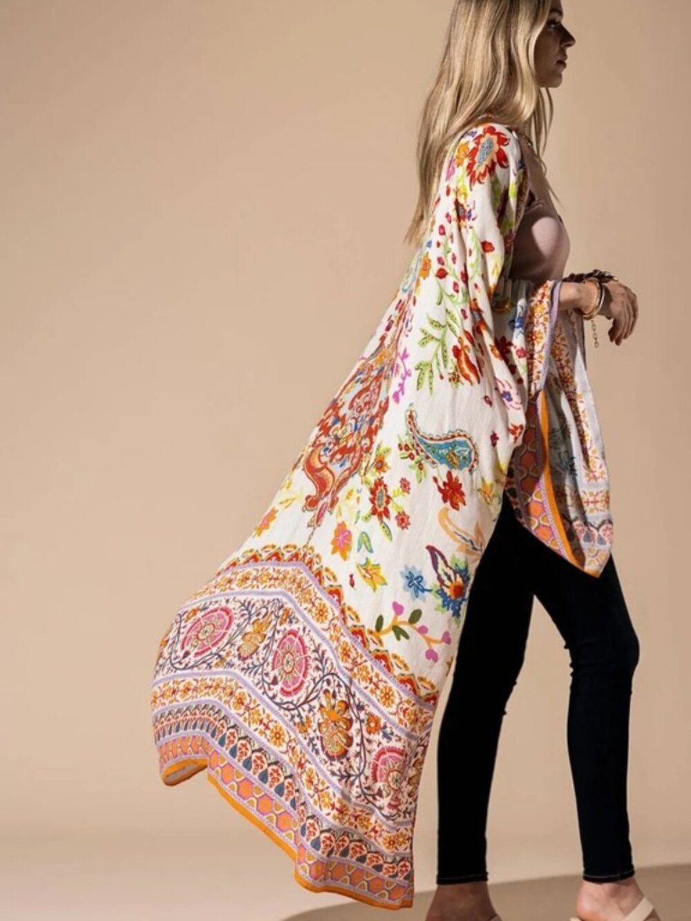 URBANISTA Delphi Kimono One Size NWT